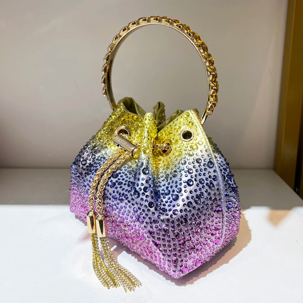 Handhabung Strasssteine Abend-Clutch-Tasche Geldbörsen und Handtasche Luxus Designer Umhängetasche Glänzende Kristall-Clutch-Geldbörse Eimer-Tasche