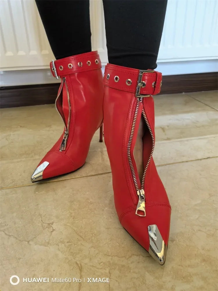 Gürtelschnalle Reißverschluss vorne Modenschau Stiefeletten Damen Herbst Winter Neu Spitz Metallverzierung Rote High Heels Ankle Boots