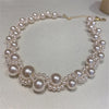 Luxuriöses Vintage dreilagiges Perlen-Collier, 2024 neue Trend-Schmuckmode Damen Halskette für den Hals Partygeschenk