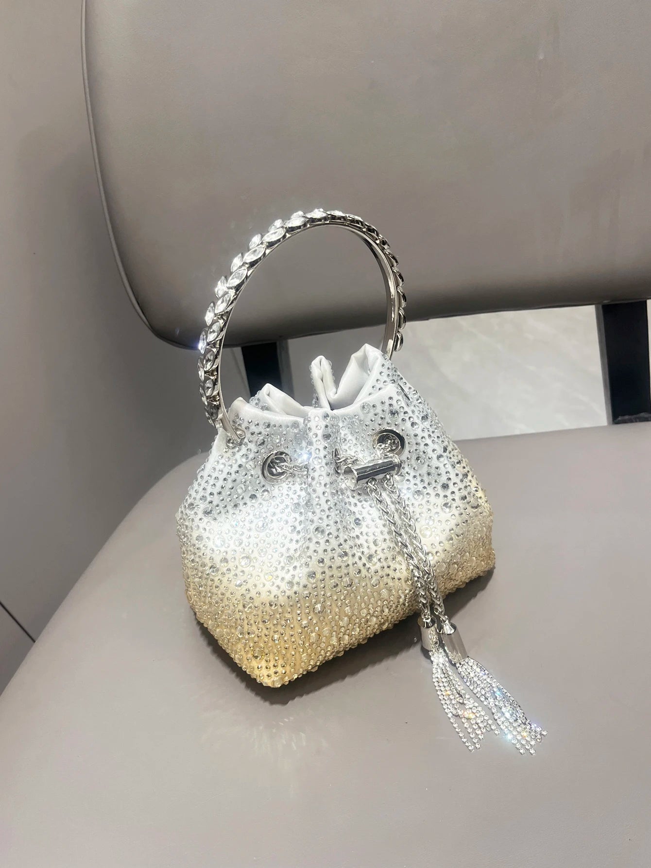 Handhabung Strasssteine Abend-Clutch-Tasche Geldbörsen und Handtasche Luxus Designer Umhängetasche Glänzende Kristall-Clutch-Geldbörse Eimer-Tasche