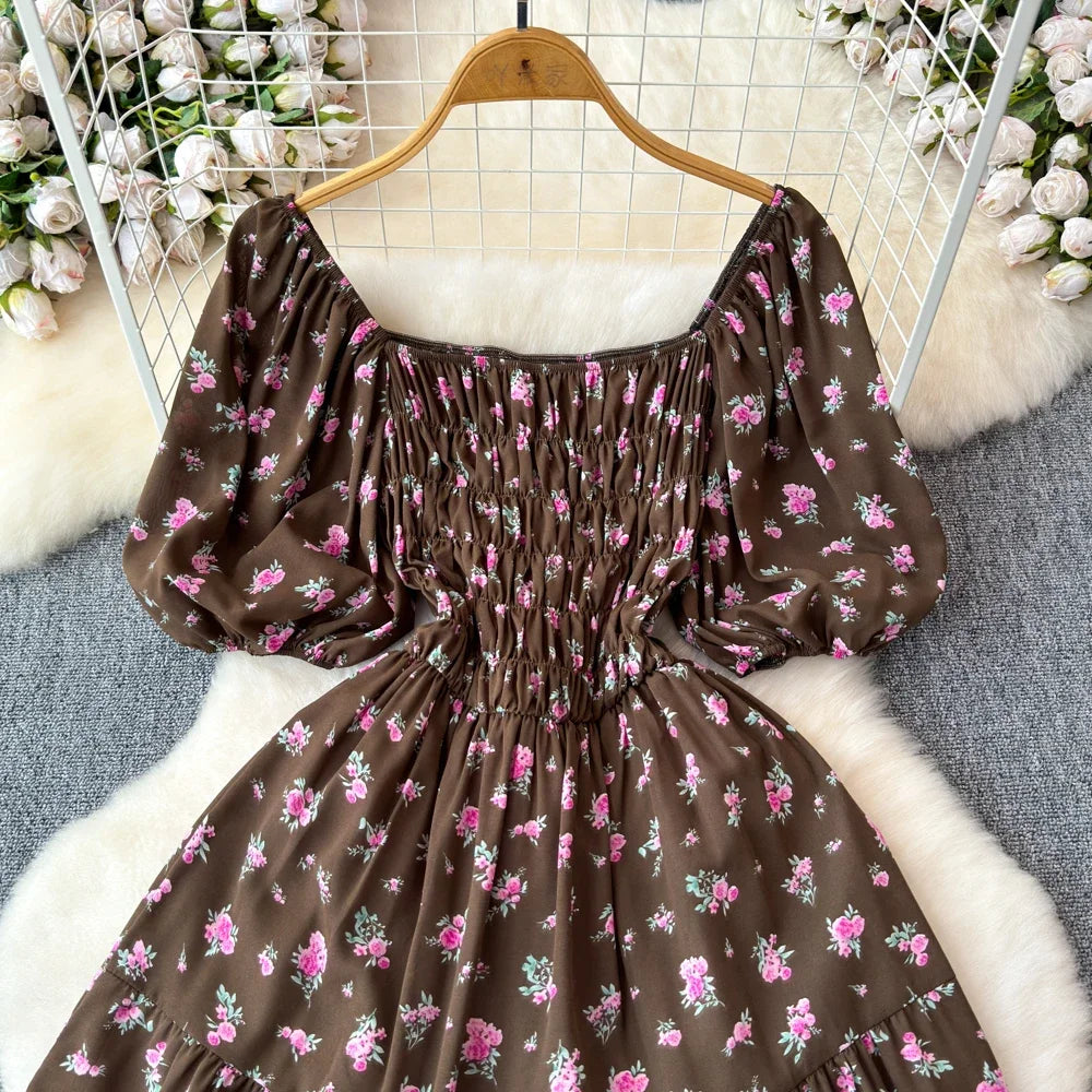 2024 Neues Sommer Blumenmuster Maxikleid Damen Vintage Eckiger Ausschnitt Geraffte Brust Schärpe Bandage Sommerkleid Partykleid