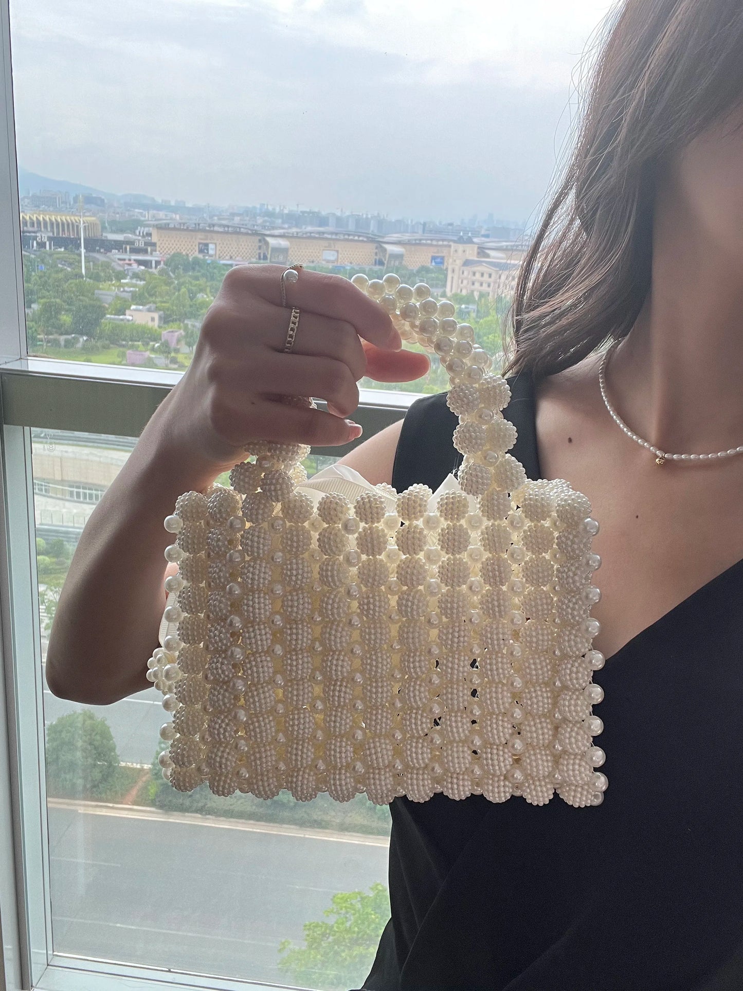 Edle Kristallperlen-Abendtasche Hochzeit Clutch mit Perlenkette Neue handgefertigte Perlenketten-Umhängetasche Handtasche Abendkleidtasche