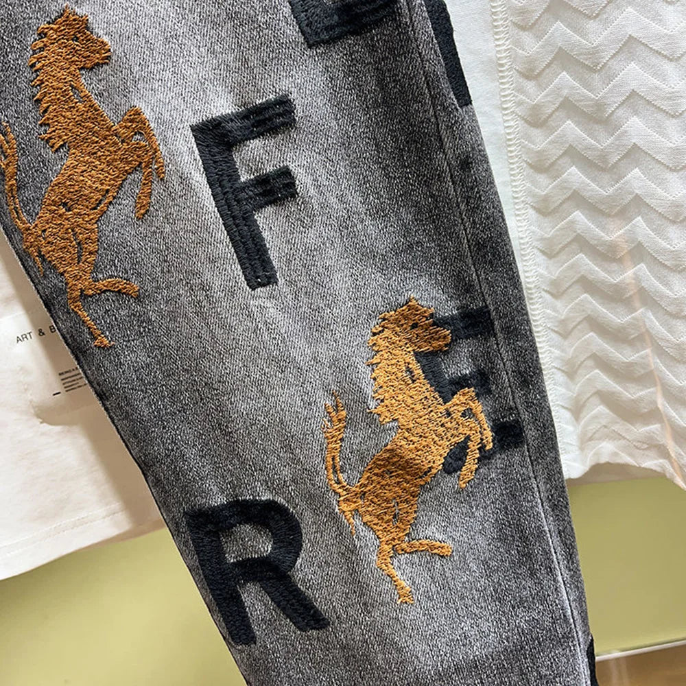 Herren Jeans Bestickte Beinschlankmachende Hose Lässige Streetwear Vielseitige Personalisierte Bleistifthose Herrenbekleidung Frühjahr 2024 Neu