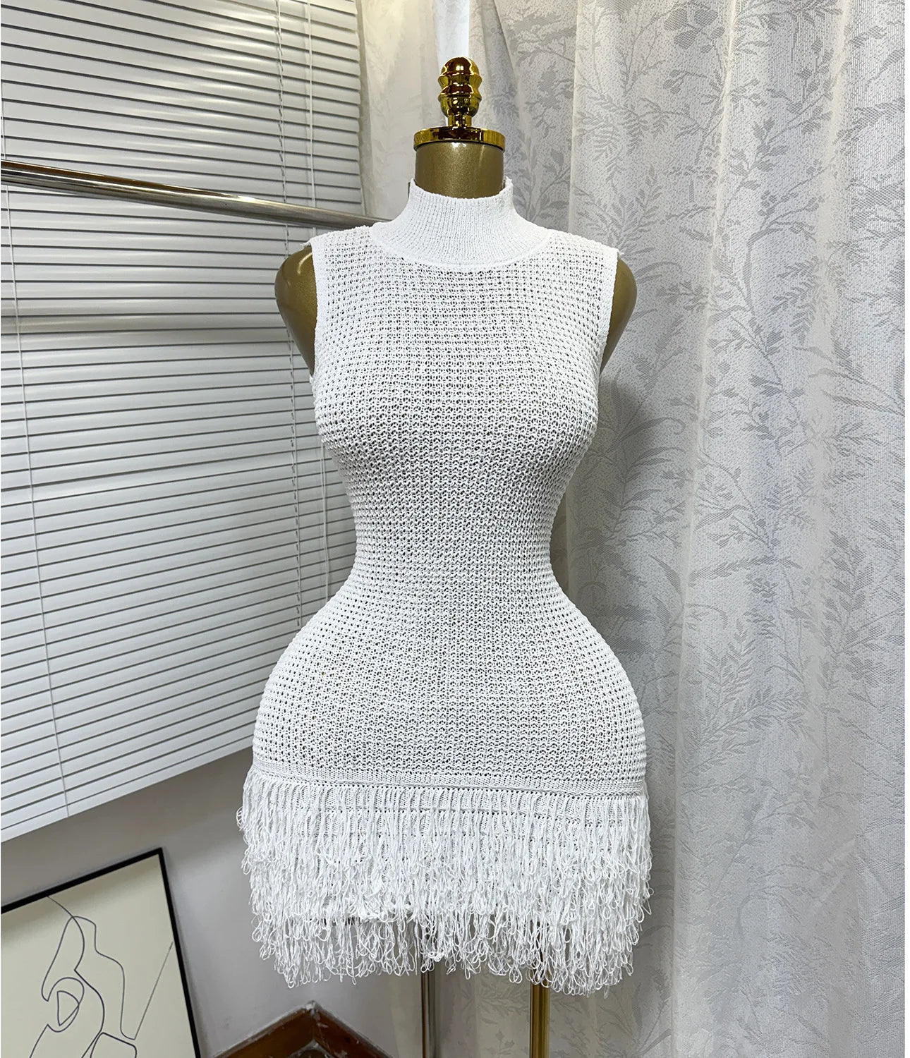 Women's Solid Color Sleeveless Round Neck Slim Fitting Fringe Fur Dress for Summer 2025