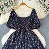 2024 Neues Sommer Blumenmuster Maxikleid Damen Vintage Eckiger Ausschnitt Geraffte Brust Schärpe Bandage Sommerkleid Partykleid