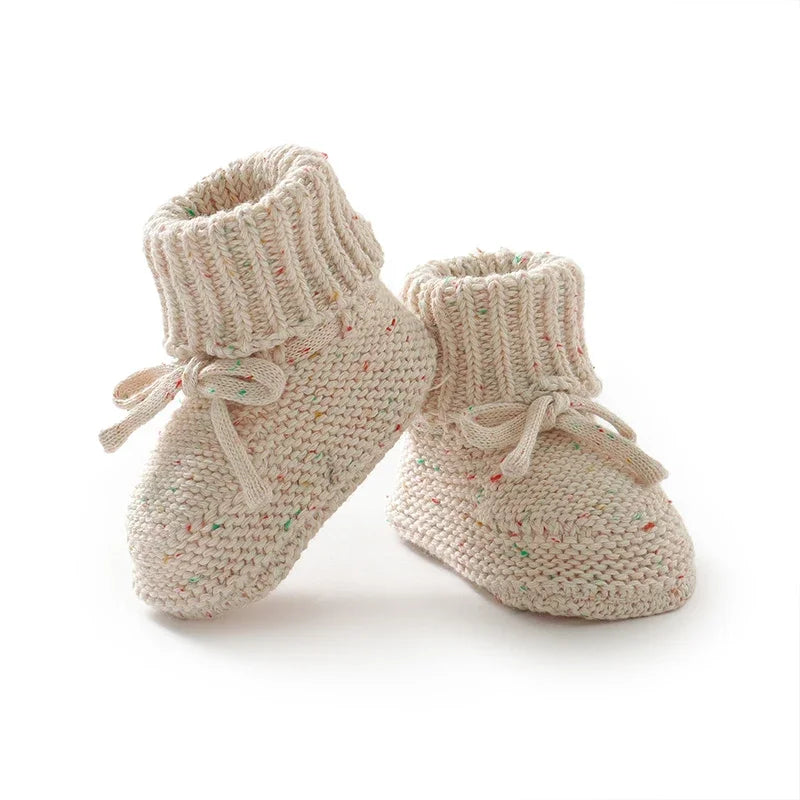 Baby Schuhe Baumwolle Gestrickte Neugeborene Mädchen Jungen Stiefel Mode Einfarbig Warme Kleinkind Kind Slip-On Bettschuhe Handgemacht 0-18M Fußbekleidung