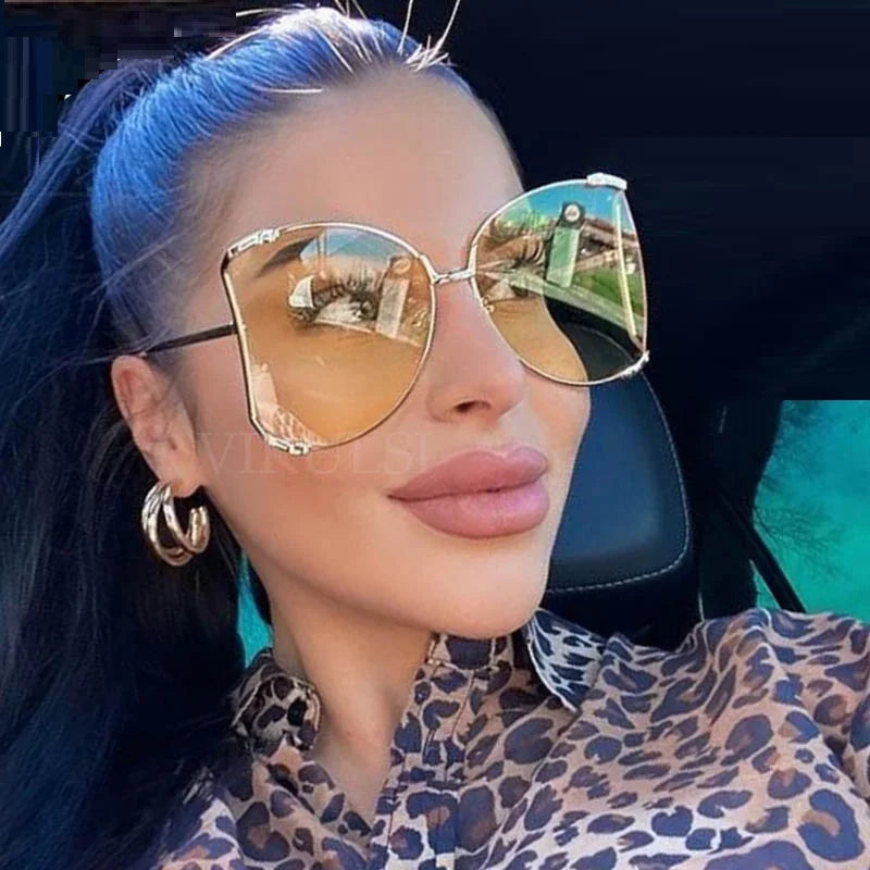 Fashion Model Ocean Gelb Quadratische Sonnenbrille Damen Luxusmarke Oversized Shades Perle Chic Sonnenbrille für Damen Herren Oculos