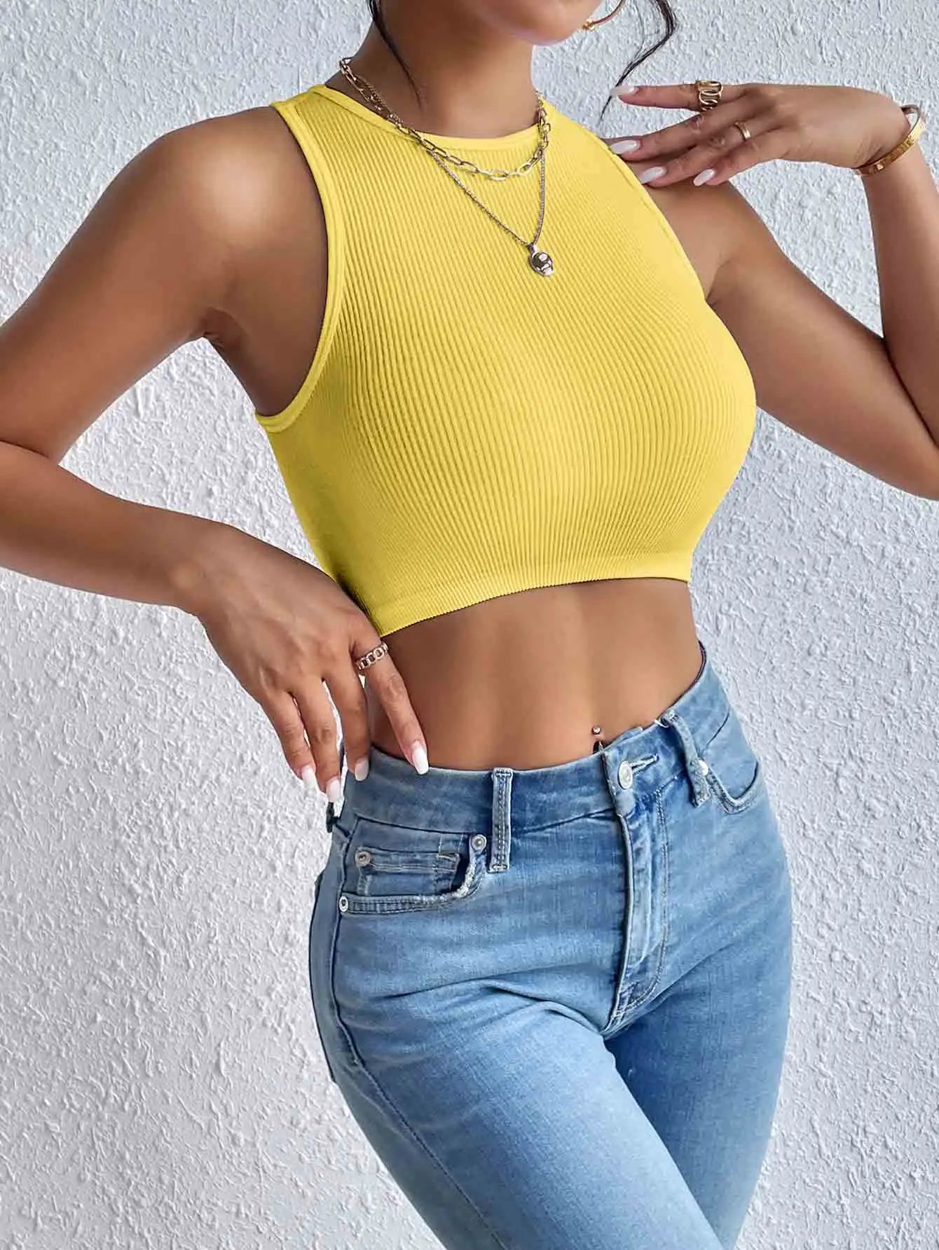 Women's Solid Ribbed Crop Tank Top Casual Sleeveless Basic Summer Top Comfortable Fit Fashionable Trendy