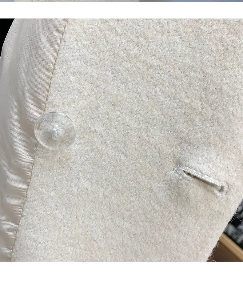 Autumn Winter Fashion High-Quality Women's Woolen Coat 2025 New Temperament Double Breasted Solid Color Women's Woolen Coat H322