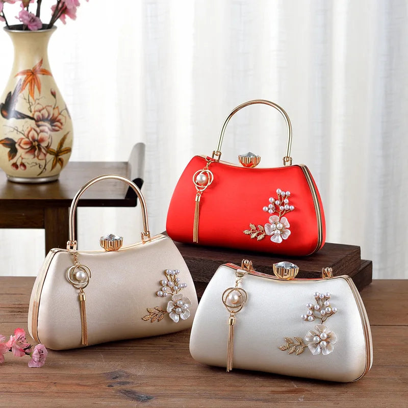 2025 Neue Damen Handgemachte Blumen Clutch Handtaschen Hochzeit Abend Geldbörsen Party Dinner Handtasche Für Damen 4 Farben
