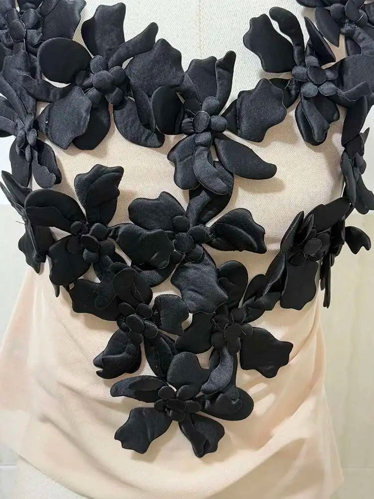 DEAT Fashion 3D Flower Design Backless Camisole For Women Spring New Arrival Trendy Mesh Outwear Sling Vests Female 11A03412