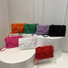 Acryl-Ketten-Umhängetaschen, quadratisch, lässig, Klappe, Damen-Pendeltaschen, gesteppt, All-Match, Winter, große Kapazität für Mädchen zum Einkaufen