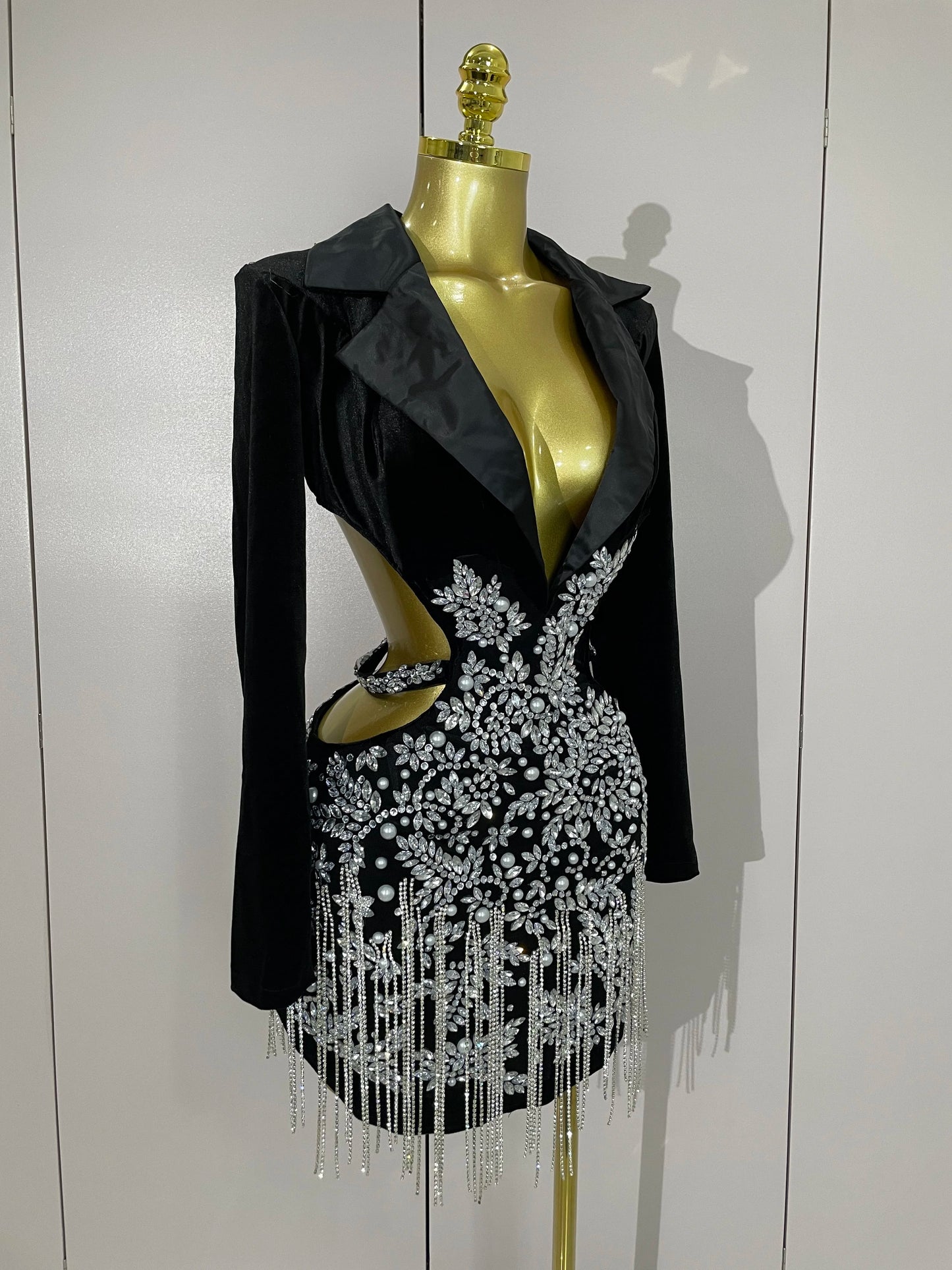 Stock Luxury Diamonds Tassel Sexy Hollow Out Black Mini Dress Woman Evening Celebrate Birthday Party Stage PhotoShoot Costume