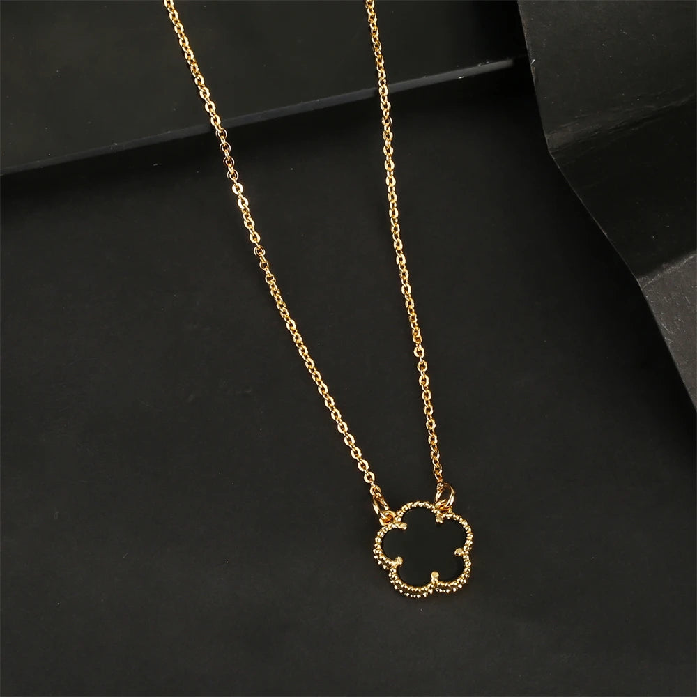 AILINFA New Design Simple Five-leaf Flower Necklace Earrings Bracelet Set Gold 18K Gold Stone White Shell Ladies Luxury Set Gift