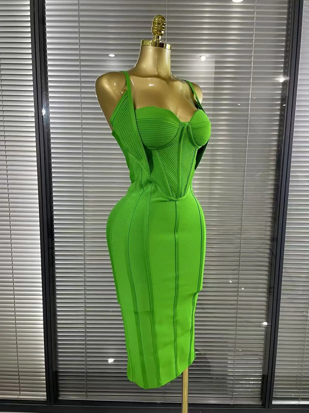 Green Color Women Sleeveless Sexy Halter Off the Shoulder Bodycon Bandage Midi Dress Celebrate Nightclub Party Birthday Outfit