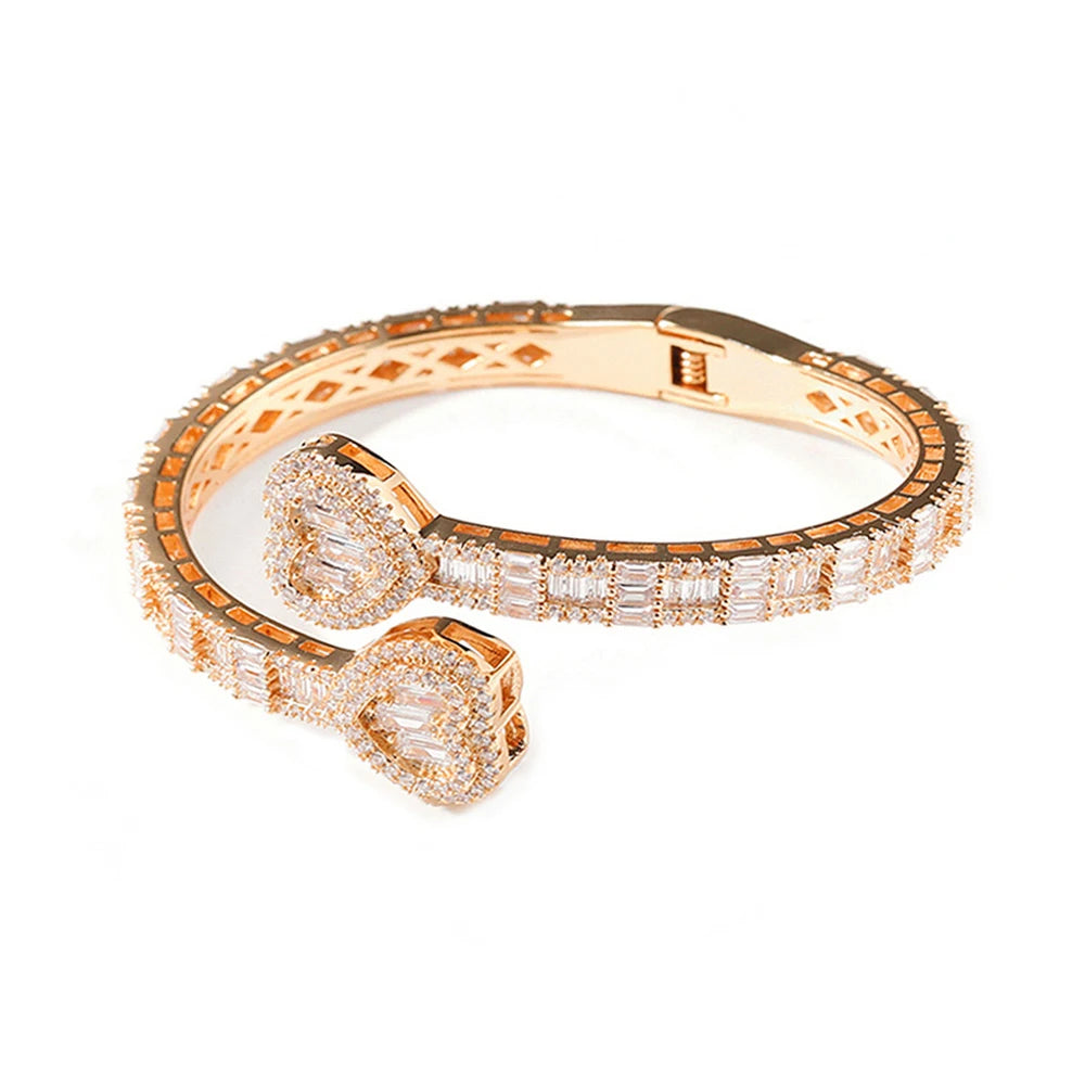 New Iced Out Bling Butterfly Heart Bracelet Silver Color CZ  Zircon Oval Charm Opened Bangle For Men Women Hiphop Luxury Jewelry