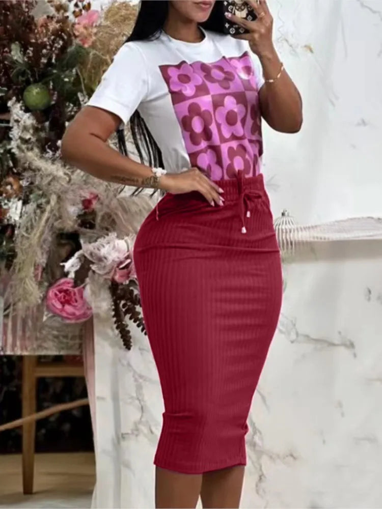 Lässiges Kurzarm-T-Shirt-Kleid-Set Büro-Dame Frühling Sommer Elegante bedruckte Oberteile Uni-Rock Zweiteiliges Set Damen-Outfit 2024