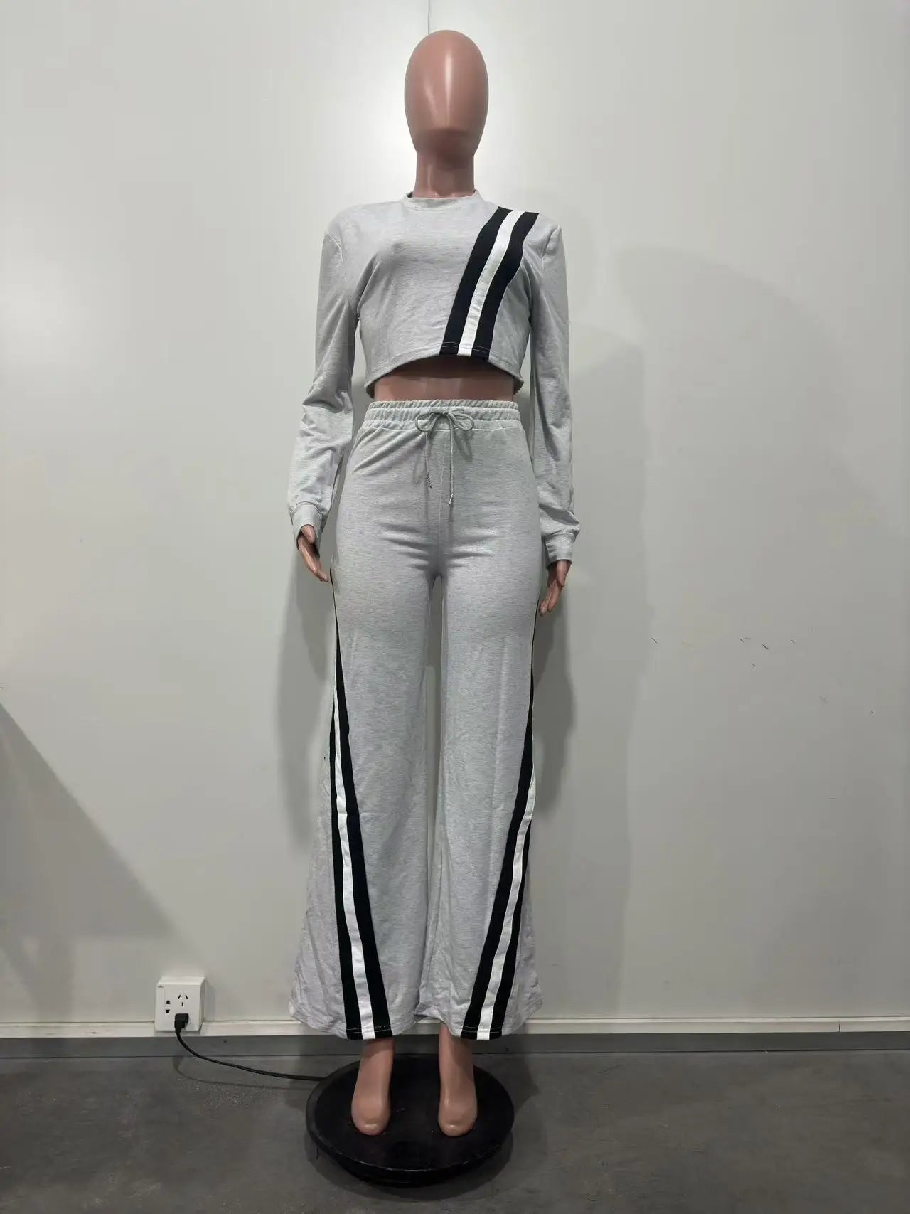 CM.YAYA Fashion Striped Splicing Women's Set Long Sleeve Sweatshirt and Sweat Pants Tracksuit 2024 Winter Two 2 Piece Set Outfit