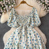 2024 Neues Sommer Blumenmuster Maxikleid Damen Vintage Eckiger Ausschnitt Geraffte Brust Schärpe Bandage Sommerkleid Partykleid