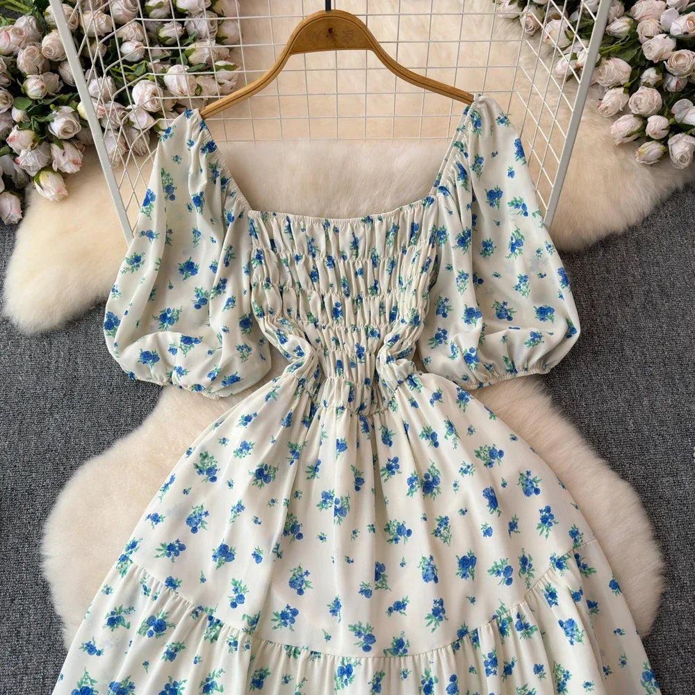 2024 Neues Sommer Blumenmuster Maxikleid Damen Vintage Eckiger Ausschnitt Geraffte Brust Schärpe Bandage Sommerkleid Partykleid