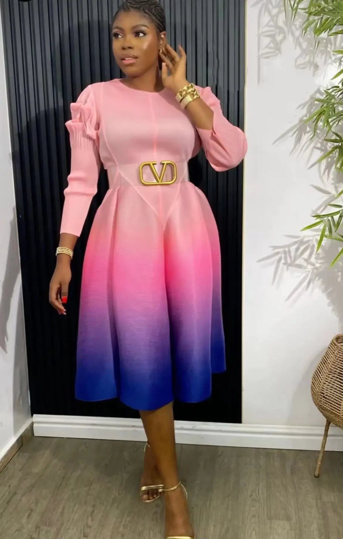 Miyake Plissiertes Maxikleid mit Farbverlauf, Rundhals, langen Ärmeln, locker sitzend, stark dehnbar, Laternenkleider für Damen, Sommer 2024, Neu