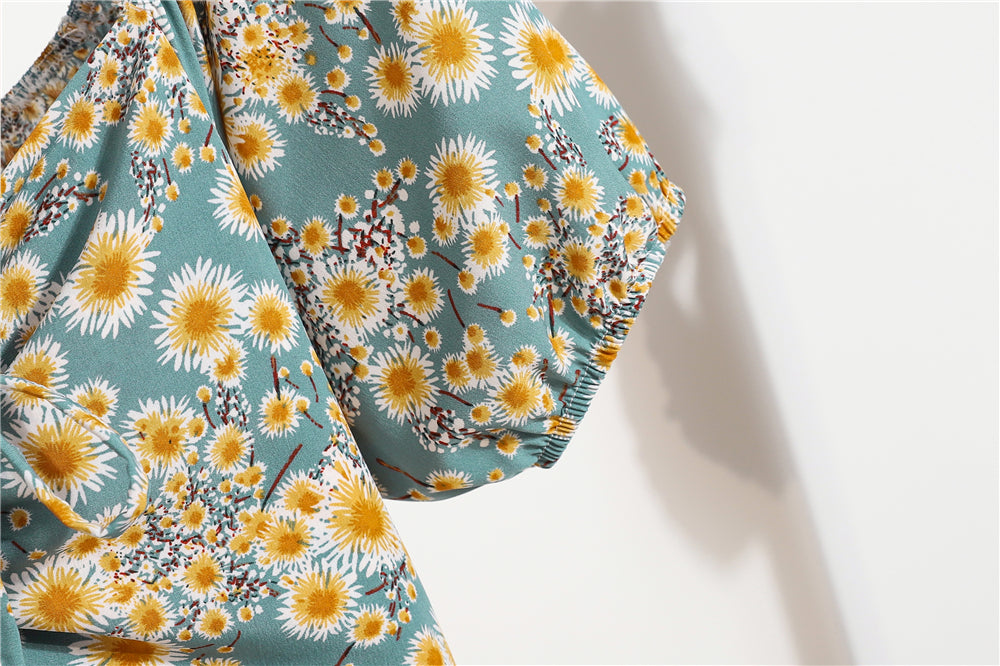 Damen Minikleider Sommer Mode Damenkleider Bedruckte Chiffonkleider mit Blumenmuster, gerafft, plissiert, kurze Puffärmel, Freizeitkleid