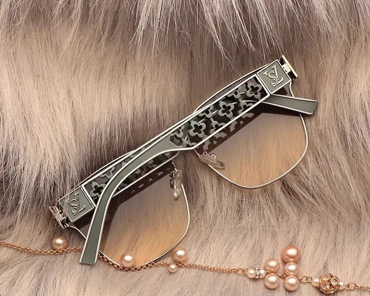 2024 neue Top-Luxus-Mode-Sonnenbrillen für Damen im trendigen Street Style, hochwertige Anti-Ultraviolett-Sonnenbrillen (DS-8829)
