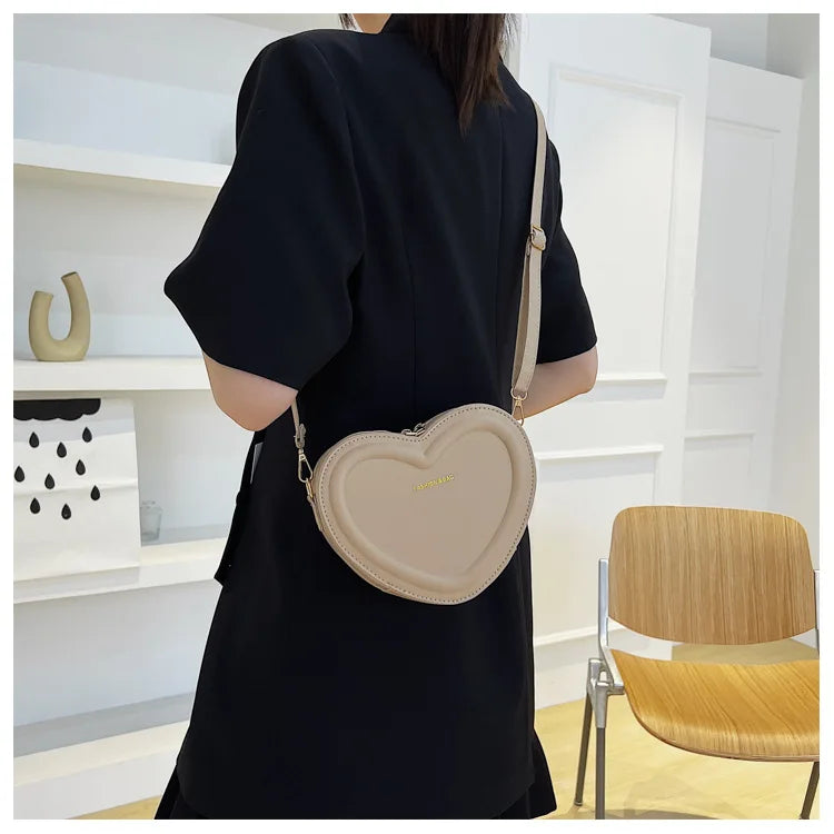 Fashion Heart Shape Crossbody Bags For Women New Solid Pu Leather Shoulder Bag Casual Ladies Handbags Designer Women Bags сумка