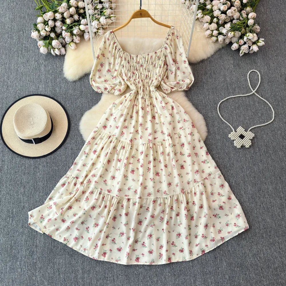 2024 Neues Sommer Blumenmuster Maxikleid Damen Vintage Eckiger Ausschnitt Geraffte Brust Schärpe Bandage Sommerkleid Partykleid