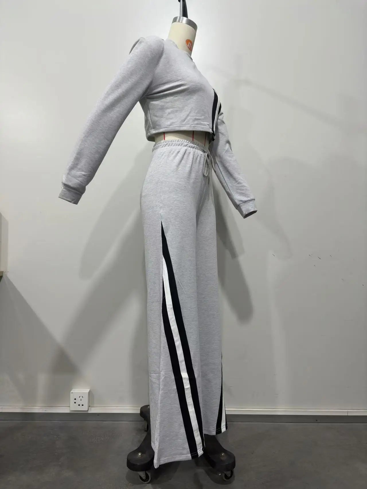 CM.YAYA Fashion Striped Splicing Women's Set Long Sleeve Sweatshirt and Sweat Pants Tracksuit 2024 Winter Two 2 Piece Set Outfit