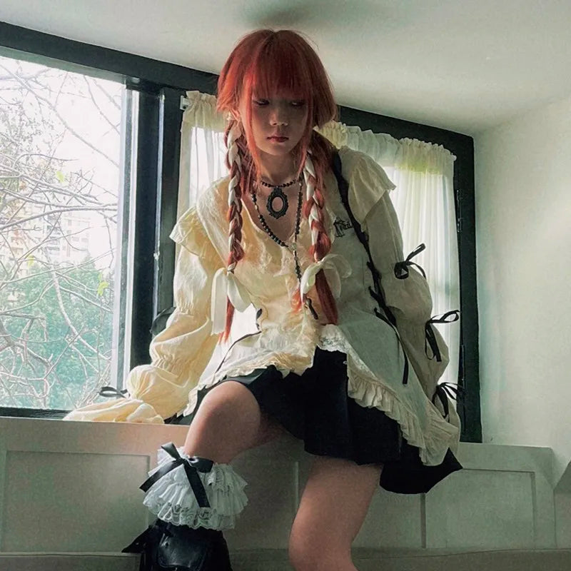 Karrram Y2k Ästhetik Spitze Hemd Grunge Gothic Unregelmäßige Blusen Fee Harajuku Bandage Hemd Vintage Lolita Kleidung Mall Goth