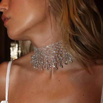 Sparkling Tassel Necklace Luxury Chain Rhinestone Mesh Female Boho Short Crystal Choker Neckband Chunky Necklace Wedding Jewelry