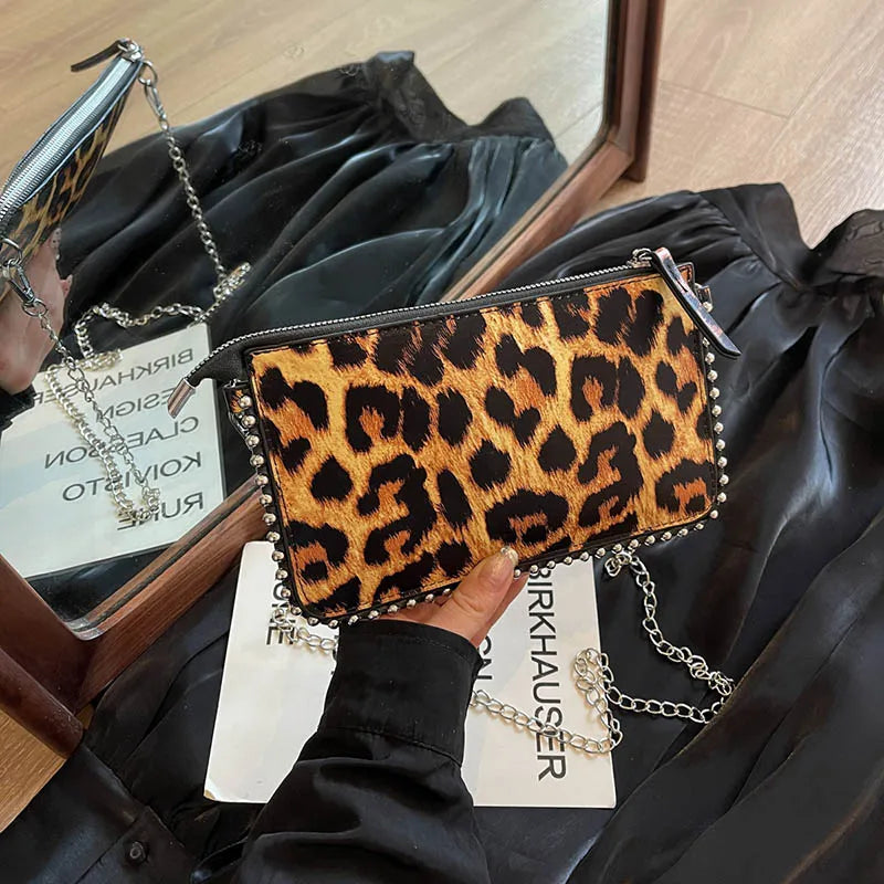Einfarbige Design-Umhängetaschen für Damen, Mode-Ketten-Handytaschen, Mode-Schulter-Kuriertasche, Sac A Main weiblich