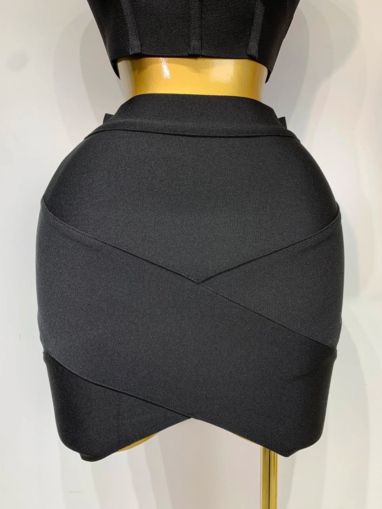 Damen sexy Top kurzer Rock Bodycon Bandage Zweiteiler Sets Weiß Schwarz 2025 Abendparty Luxus Geburtstag Outfit Nachtclub Anzüge