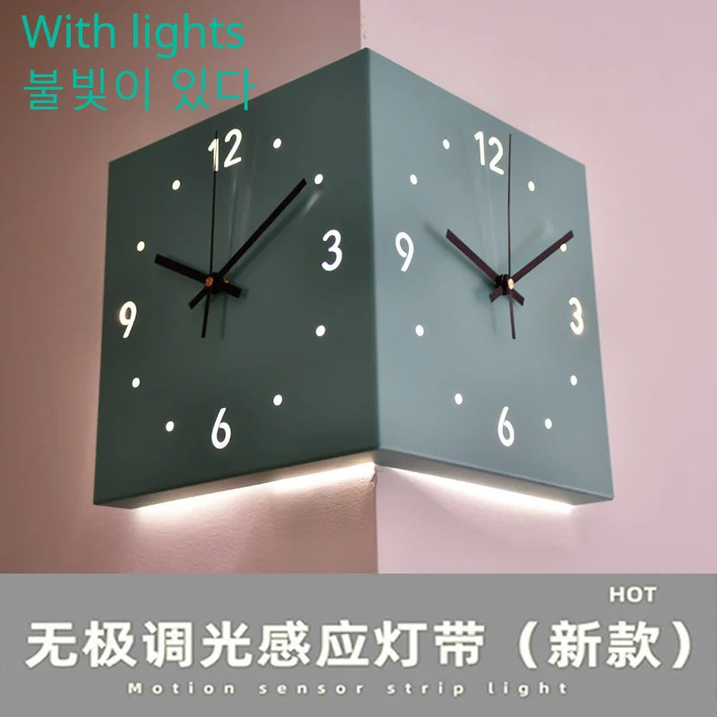 Kreative Lichtsensor Eckwanduhr Quadratisch Einfache Doppelseitige Wanduhr mit arabischer Ziffernskala Analoge Geräuschlose Wanduhr