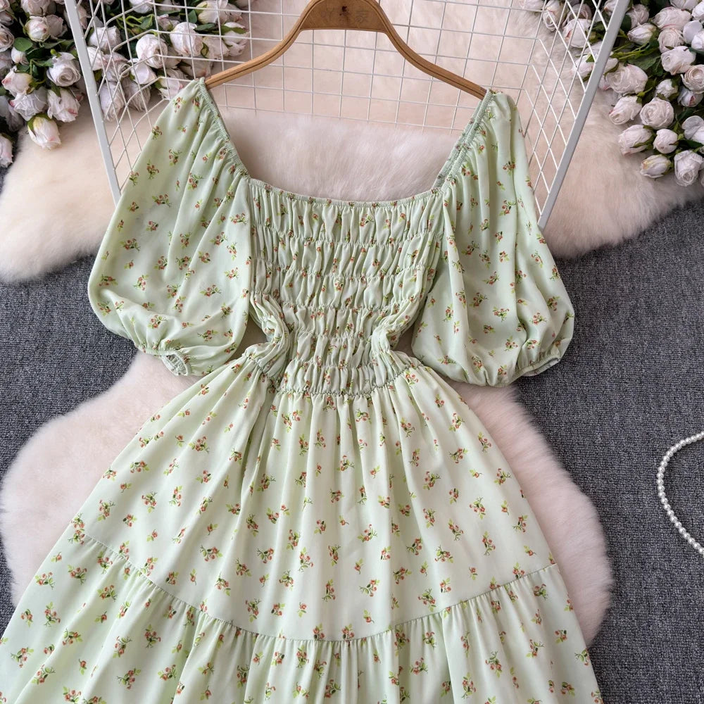 2024 Neues Sommer Blumenmuster Maxikleid Damen Vintage Eckiger Ausschnitt Geraffte Brust Schärpe Bandage Sommerkleid Partykleid