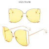 Fashion Model Ocean Gelb Quadratische Sonnenbrille Damen Luxusmarke Oversized Shades Perle Chic Sonnenbrille für Damen Herren Oculos