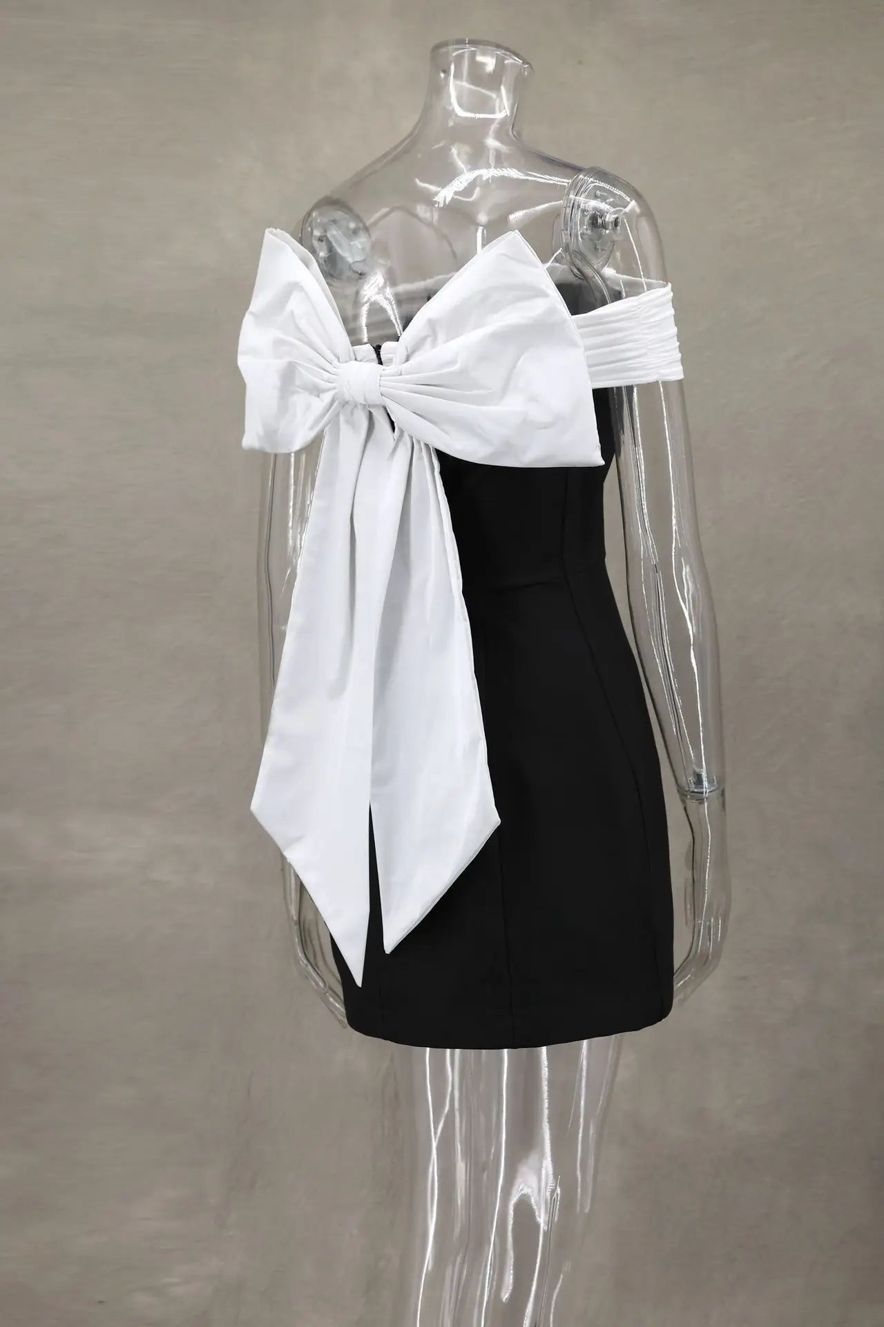 Damen Trägerloses Rückenfreies Kurzes Kleid Elegant Sexy Off Shoulder Ärmellose Kleider 2025 Damen Abendparty Geburtstagskleider Schwarz