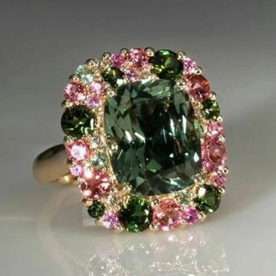 Huitan Elegant Big Green Cubic Zirconia Rings for Women Wedding Engagement Party New Luxury Lady's Accessories Fashion Jewelry