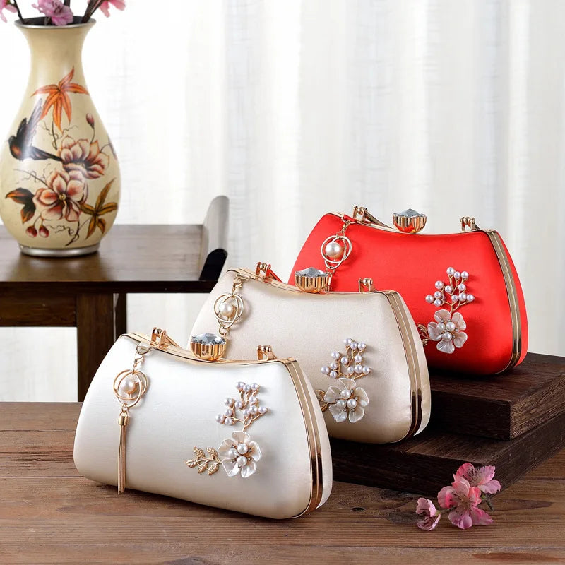 2025 Neue Damen Handgemachte Blumen Clutch Handtaschen Hochzeit Abend Geldbörsen Party Dinner Handtasche Für Damen 4 Farben