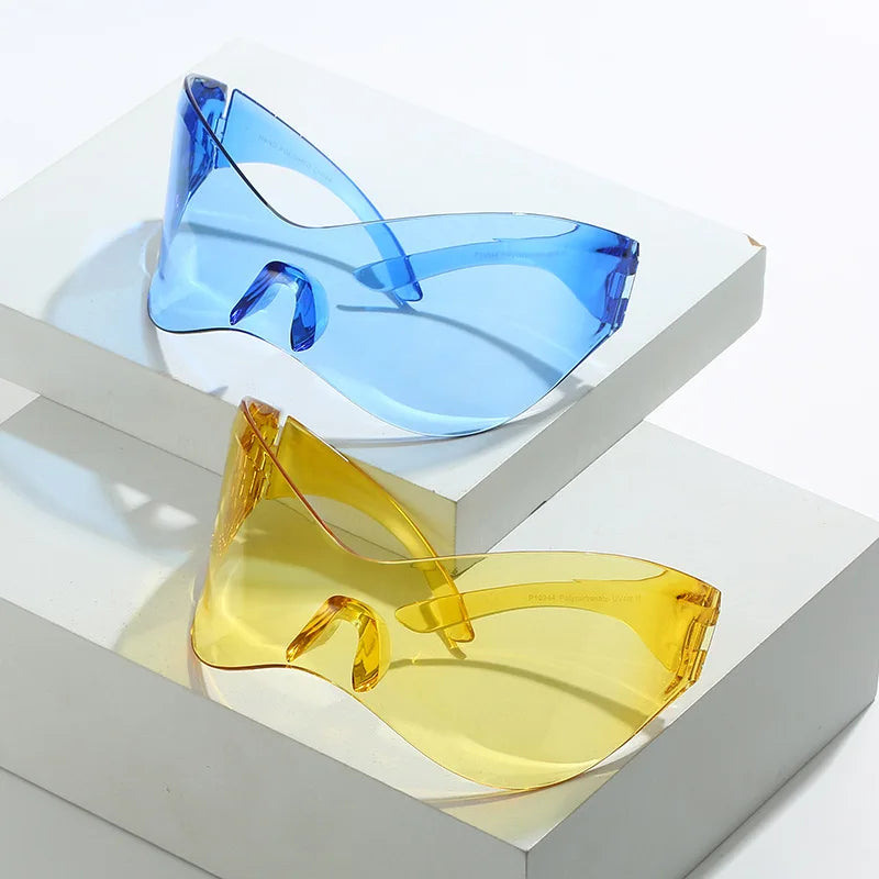 Oversized Futuristic Shield Sunglasses for Women Men Fashion Silver Mask Visor Sun Glasses Female Punk Y2K Eyeglasses