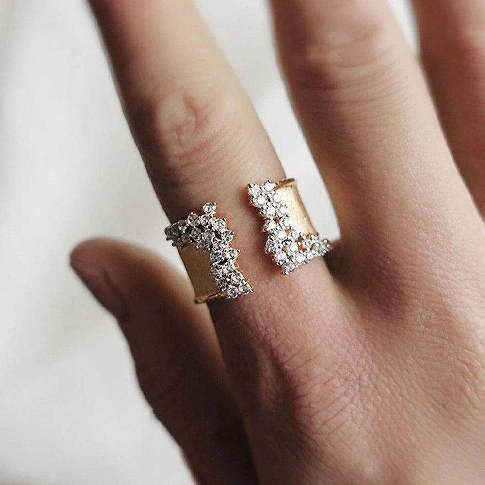 Huitan Trendy Luxury Gold Color Cubic Zirconia Ring for Women Modern Wide Band Finger Ring OL Style Female Jewelry Drop Shipping