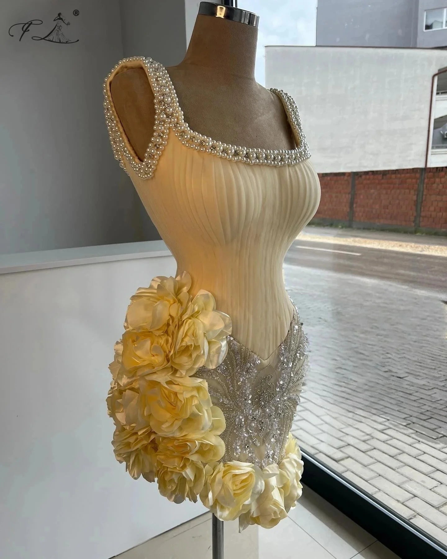 2025 Newest Light Yellow Cocktail Dresses Mermaid Simple Spaghetti Prom Party Dresses Homecoming Dress Customized Vestido Festa