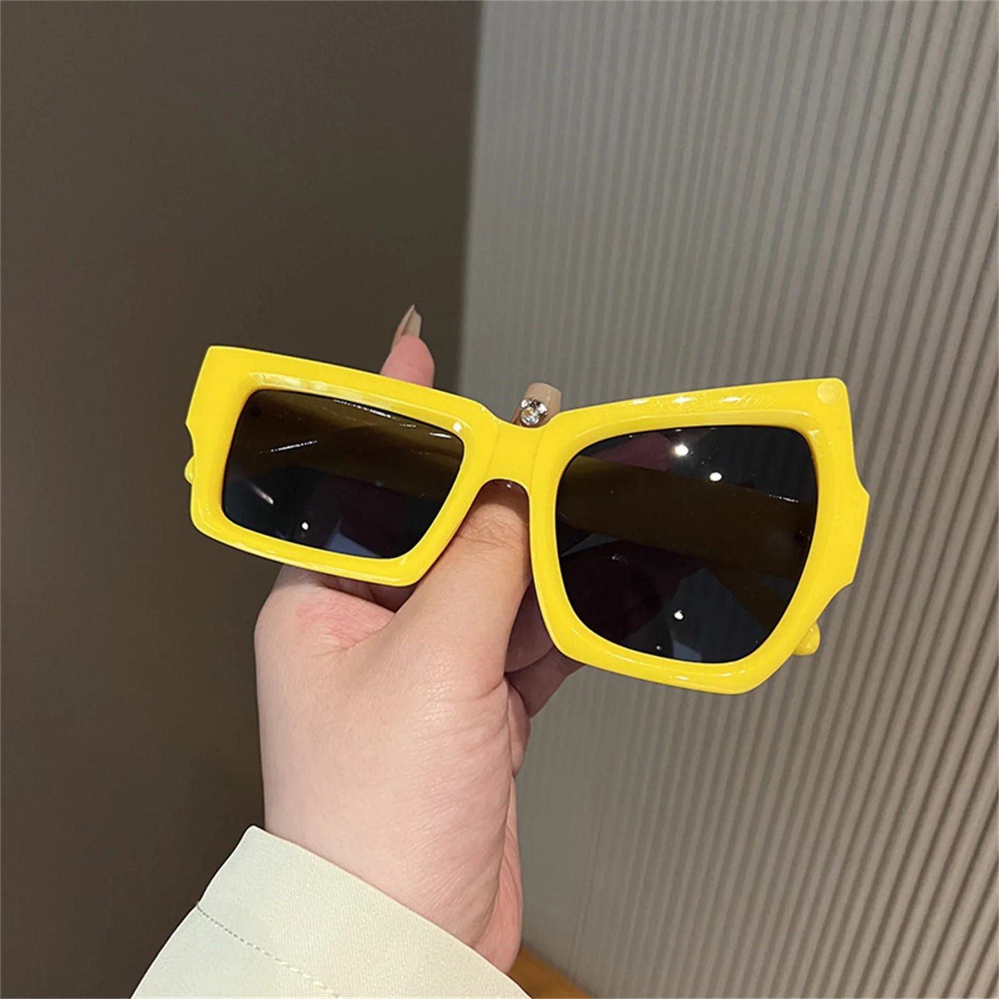 Fashion Irregular Square Sunglasses Funny Party Asymmetrical Sun Glasses Men Brand Designer Personality Black Sunglasses