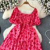 2024 Neues Sommer Blumenmuster Maxikleid Damen Vintage Eckiger Ausschnitt Geraffte Brust Schärpe Bandage Sommerkleid Partykleid