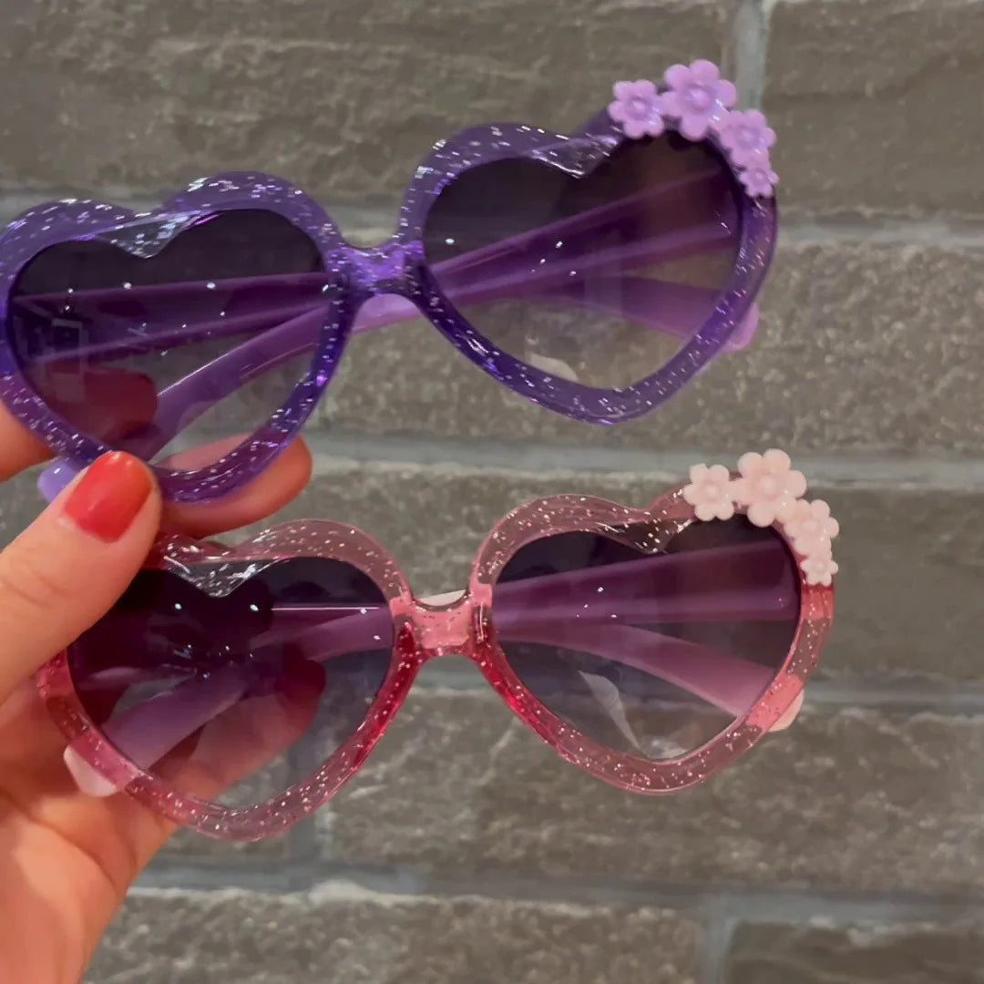 Girls Boys Love Heart Sunglasses Outdoor Sun Protection Children Lovely Flower Vintage Sun Glasses Classic Kids Eyewear UV400