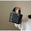 Quilted Pattern Solid Color Pu Handbag With Pendant Decoration, Versatile Noble Women's Crossbody Bag, Fashionable Handbag