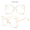 Fashion Model Ocean Gelb Quadratische Sonnenbrille Damen Luxusmarke Oversized Shades Perle Chic Sonnenbrille für Damen Herren Oculos