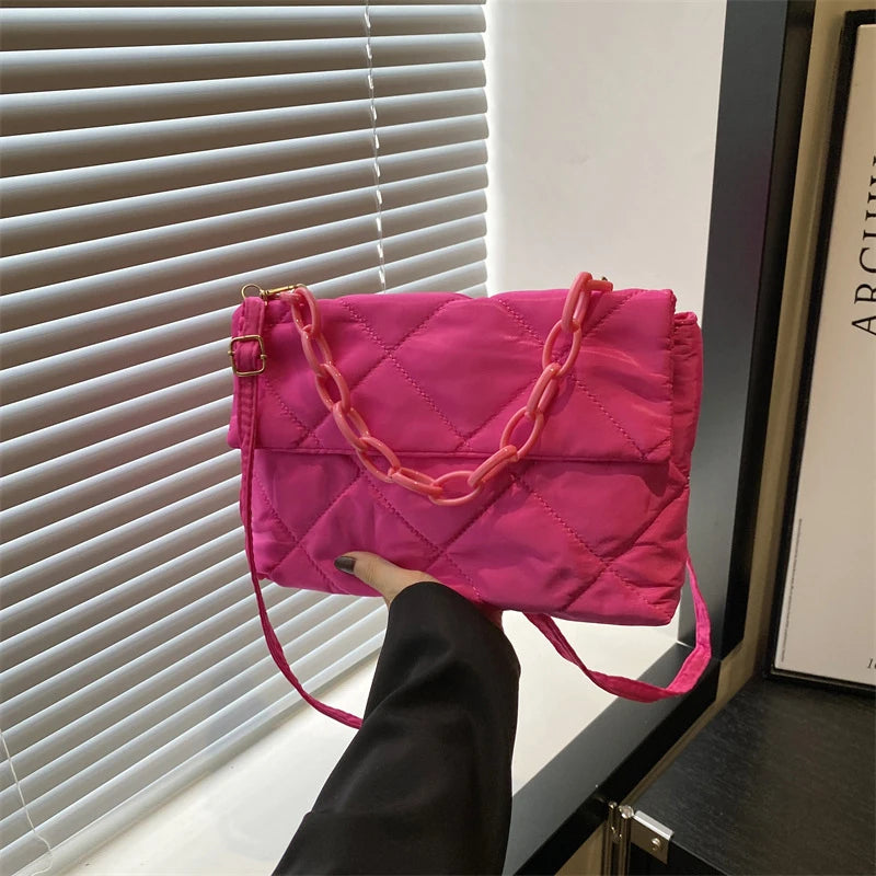 Acryl-Ketten-Umhängetaschen, quadratisch, lässig, Klappe, Damen-Pendeltaschen, gesteppt, All-Match, Winter, große Kapazität für Mädchen zum Einkaufen