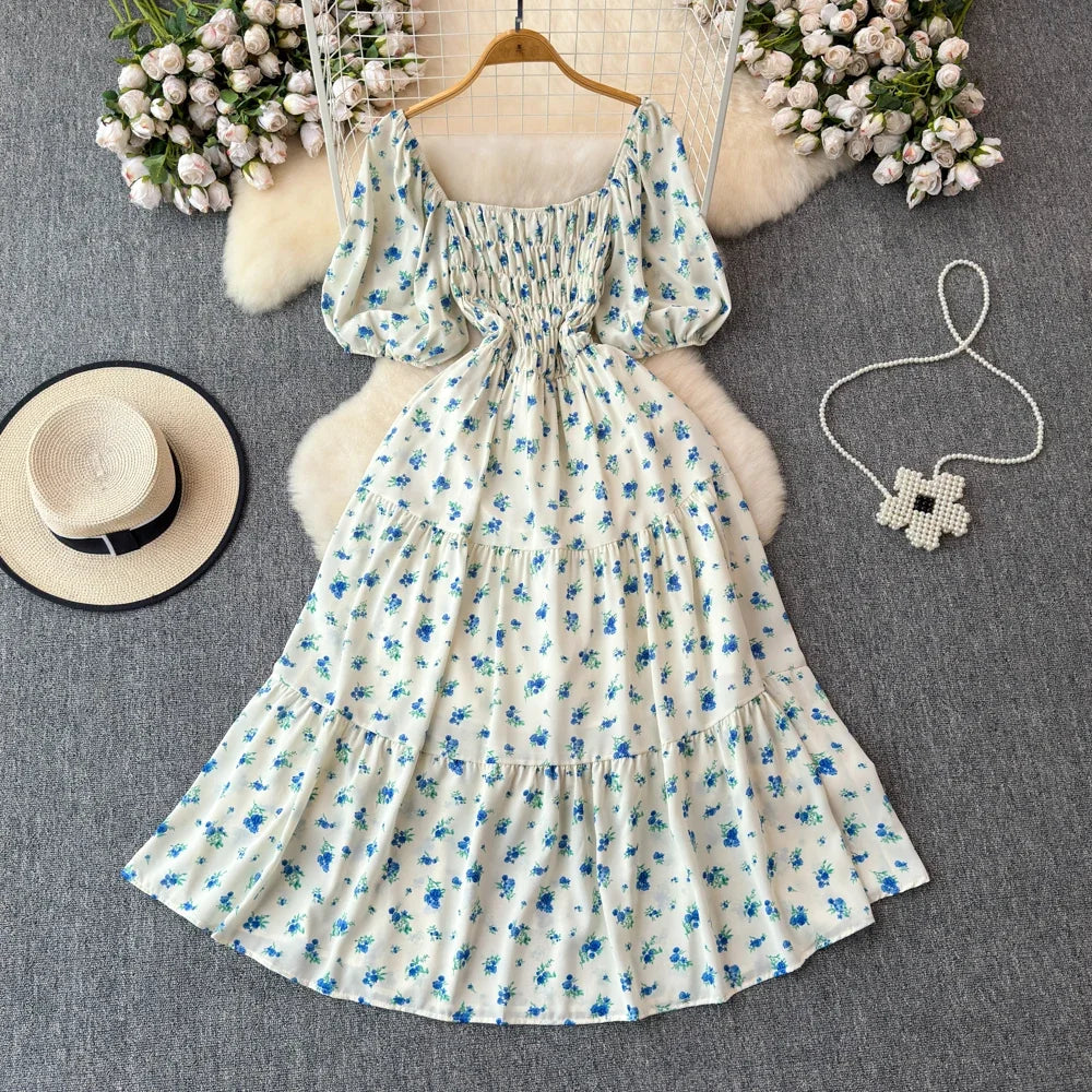 2024 Neues Sommer Blumenmuster Maxikleid Damen Vintage Eckiger Ausschnitt Geraffte Brust Schärpe Bandage Sommerkleid Partykleid